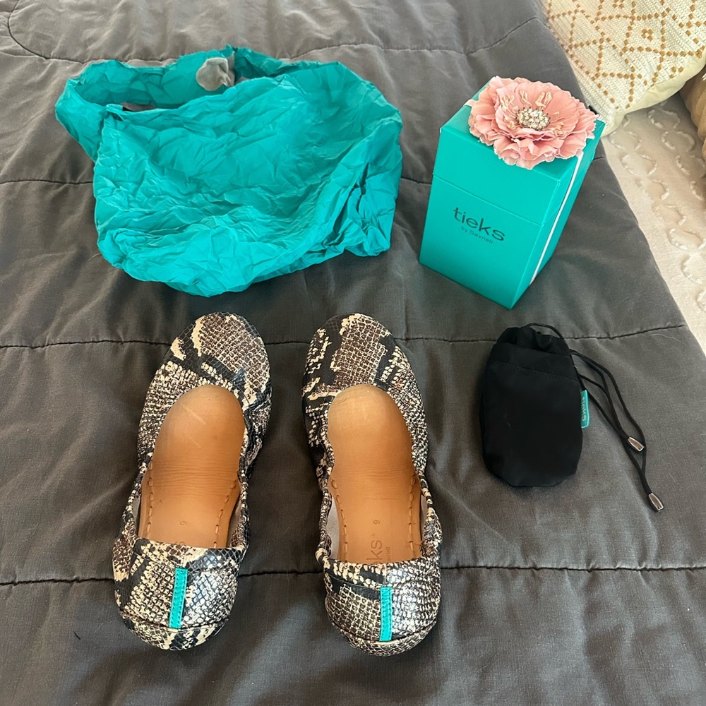 Tieks Snake Print Ballet Flats - “Copperhead Snake” sz 9